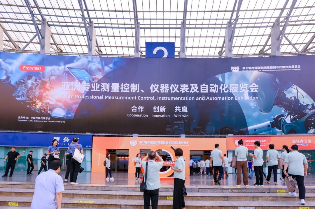 746d23ab-912b-442a-9b48-f8159eb735b0.jpg 746d23ab-912b-442a-9b48-f8159eb735b0.jpg